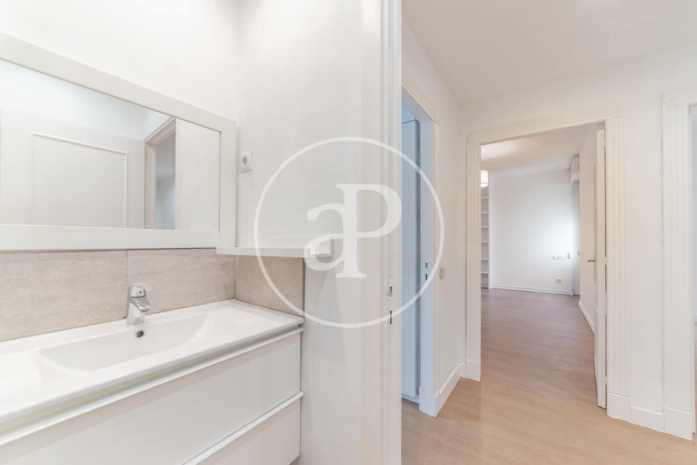 5 bedroom Apartment for rent in Madrid city - € 5,500 (Ref: 9091858)