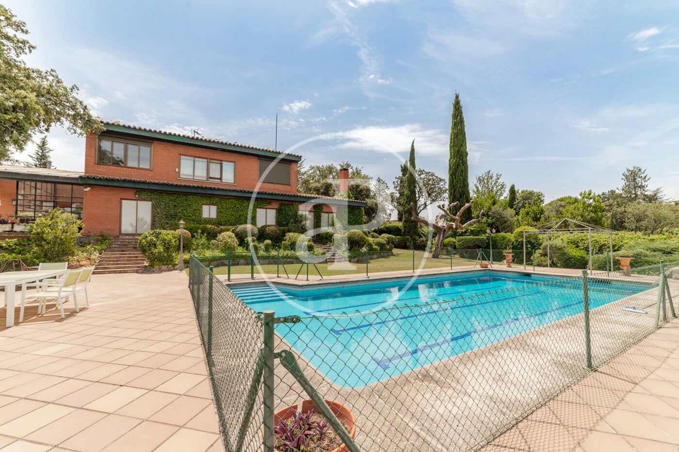 5 soveværelse Villa til salg i San Sebastian de los Reyes med swimmingpool - € 2.500.000 (Ref: 9091859)