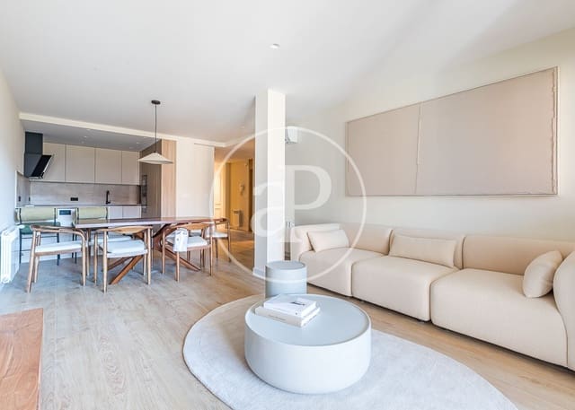 3 bedroom Apartment for sale in Rios Rosas, Madrid city - € 1,650,000 (Ref: 9091860)