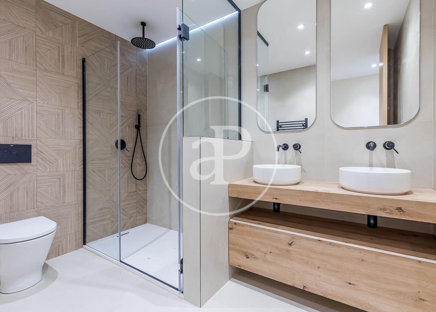 3 soveværelse Lejlighed til salg i Madrid by - € 1.575.000 (Ref: 9091860)