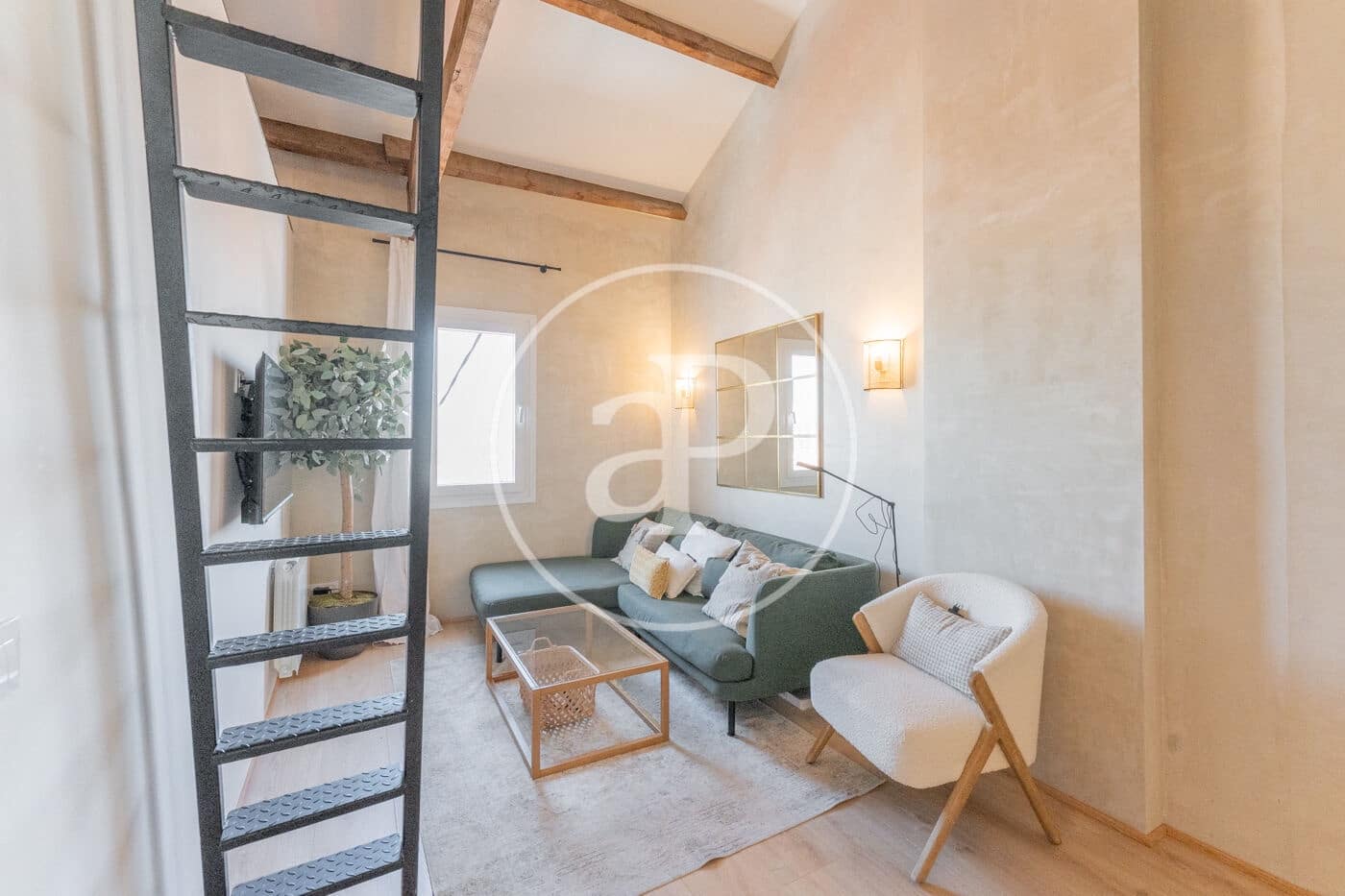 2 soveværelse Lejlighed til leje i Madrid by - € 1.800 (Ref: 9091861)