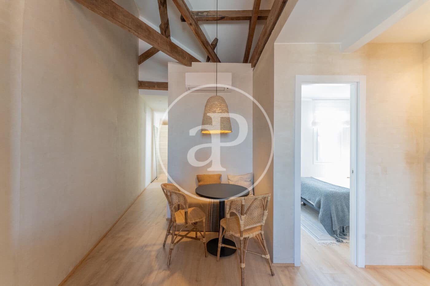 2 soveværelse Lejlighed til leje i Madrid by - € 1.800 (Ref: 9091861)