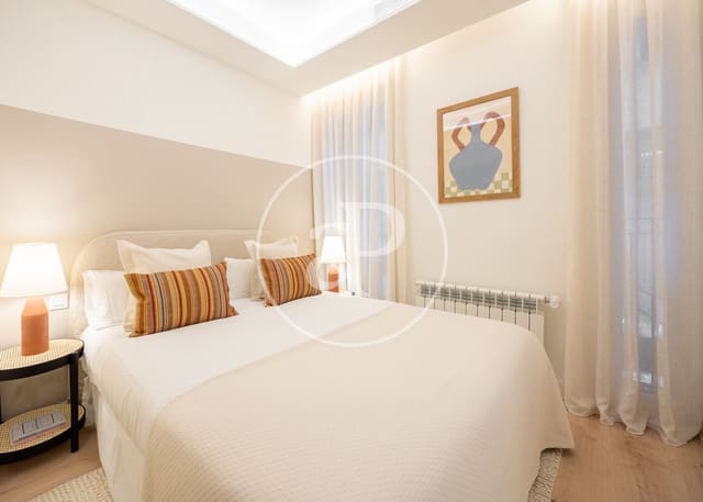 2 soveværelse Lejlighed til leje i Embajadores, Madrid by - € 3.000 (Ref: 9091863)