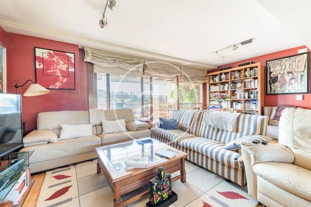 4 chambre Penthouse à vendre à La Moraleja, Alcobendas avec piscine - 1 480 000 € (Ref: 9095484)