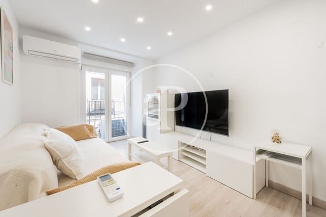 2 soverom Leilighet til leie i Universidad, Madrid by - € 2 000 (Ref: 9095485)