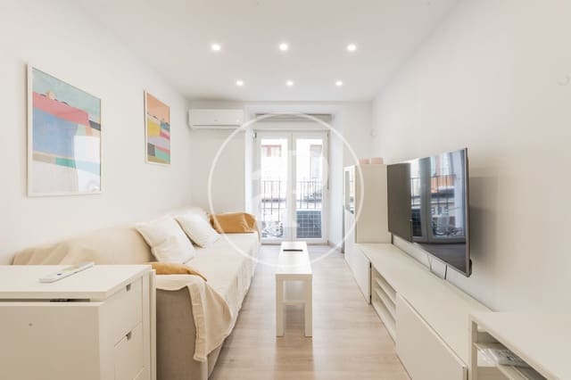 2 soverom Leilighet til leie i Universidad, Madrid by - € 2 000 (Ref: 9095485)