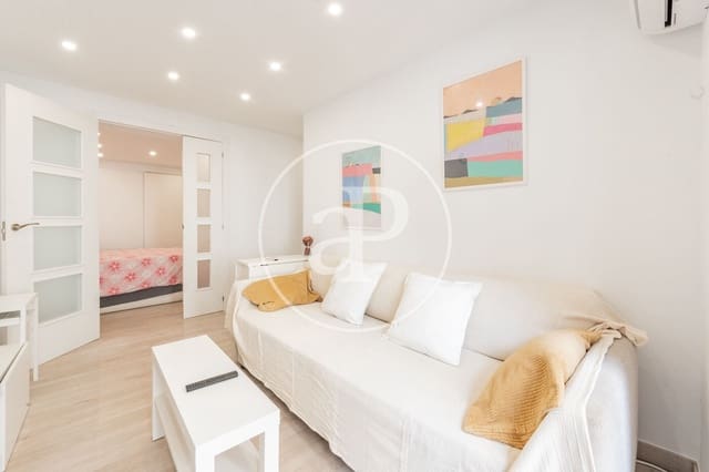 2 soverom Leilighet til leie i Universidad, Madrid by - € 2 000 (Ref: 9095485)