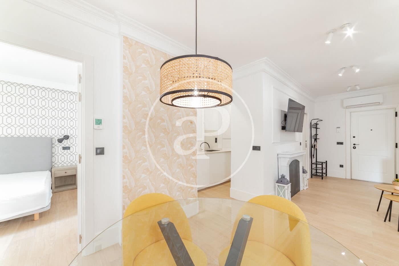 2 soveværelse Lejlighed til leje i Madrid by - € 2.500 (Ref: 9100936)