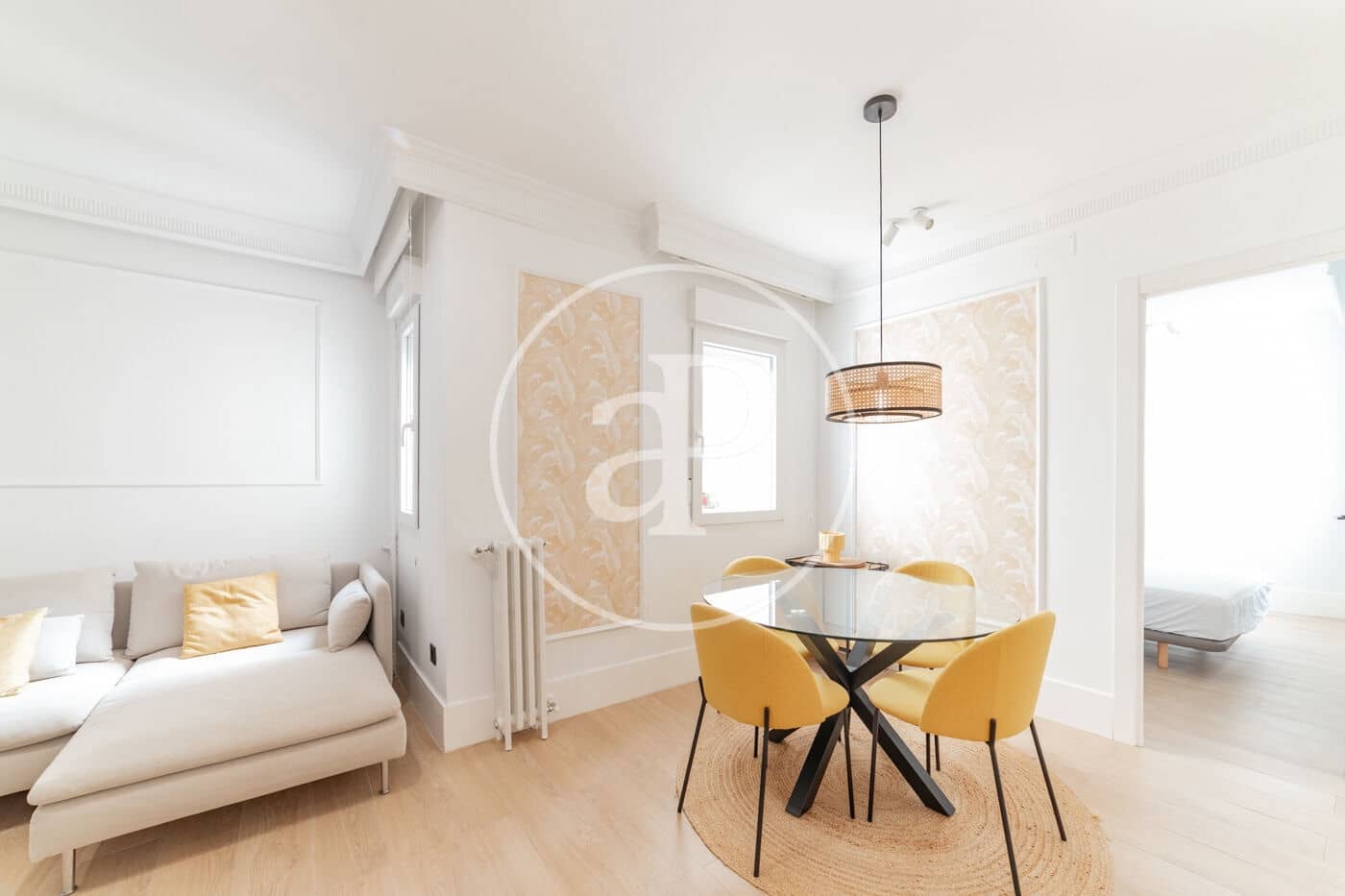 2 soveværelse Lejlighed til leje i Madrid by - € 2.500 (Ref: 9100936)