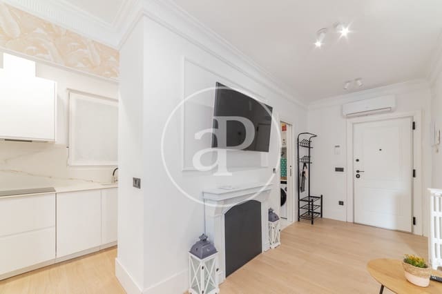 2 soveværelse Lejlighed til leje i Ibiza, Madrid by - € 2.500 (Ref: 9100936)