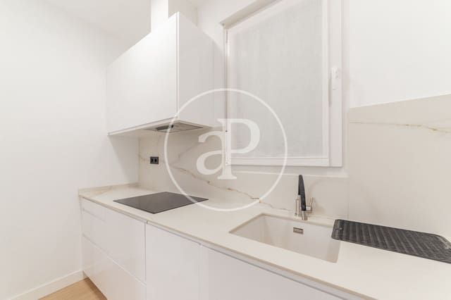 2 soveværelse Lejlighed til leje i Ibiza, Madrid by - € 2.500 (Ref: 9100936)