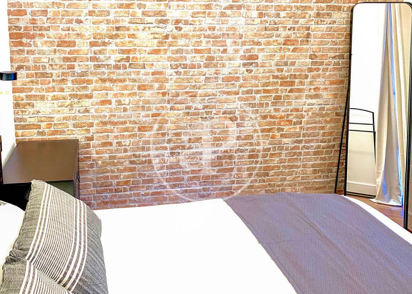 1 slaapkamer Appartement te huur in Madrid stad - € 2.000 (Ref: 9100937)
