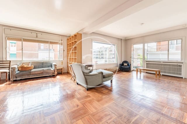 4 soveværelse Lejlighed til salg i Nueva España, Madrid by - € 1.650.000 (Ref: 9100941)