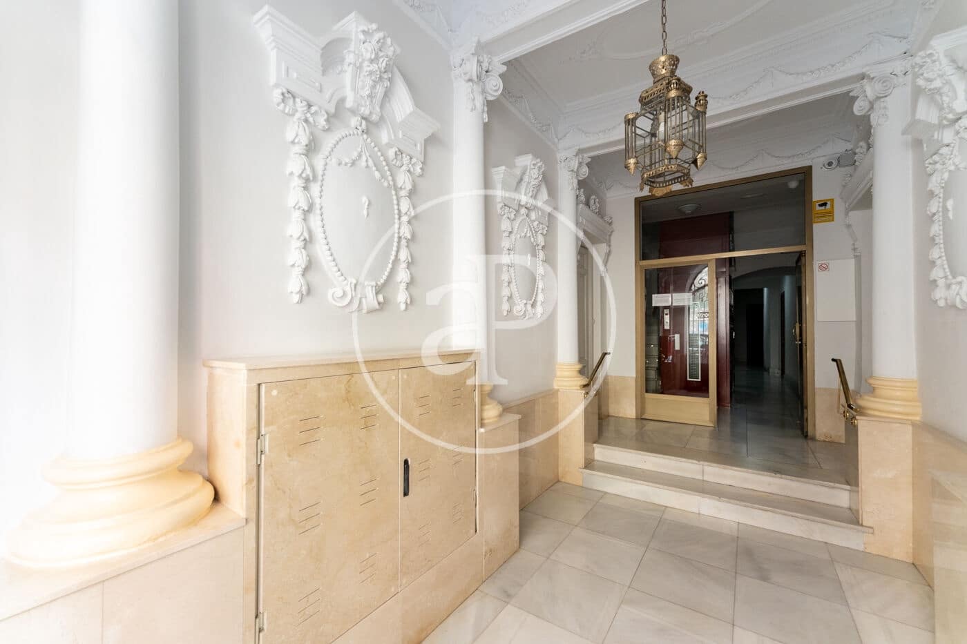 2 bedroom Apartment for rent in Madrid city - € 2,390 (Ref: 9100942)