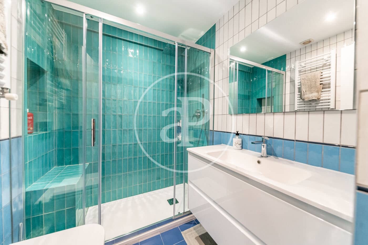 1 quarto Apartamento para arrendar em Madrid cidade - 2 550 € (Ref: 9100945)