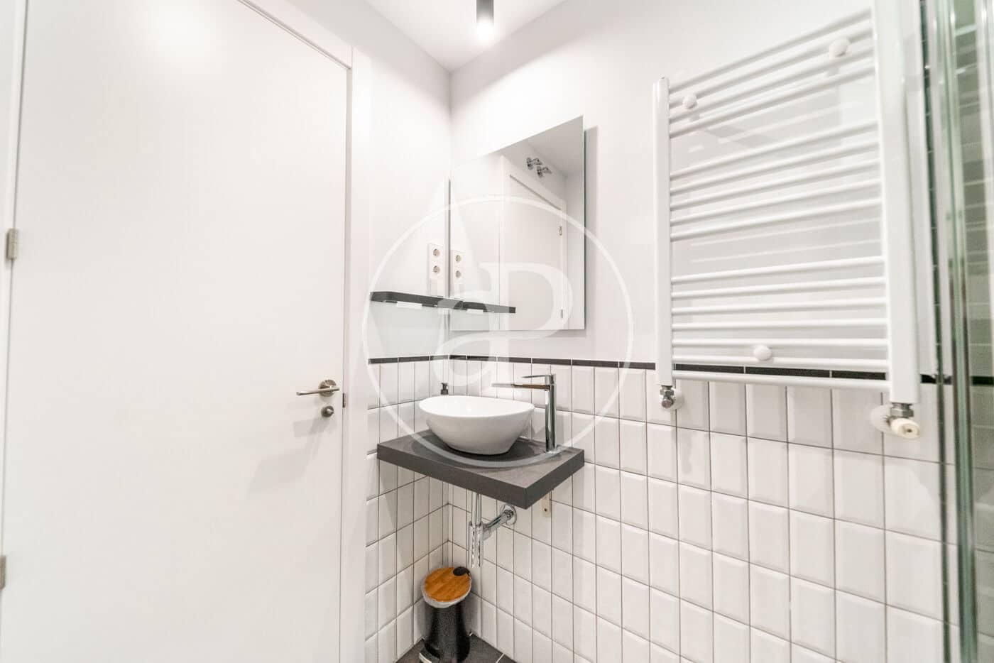 1 quarto Apartamento para arrendar em Madrid cidade - 2 550 € (Ref: 9100945)