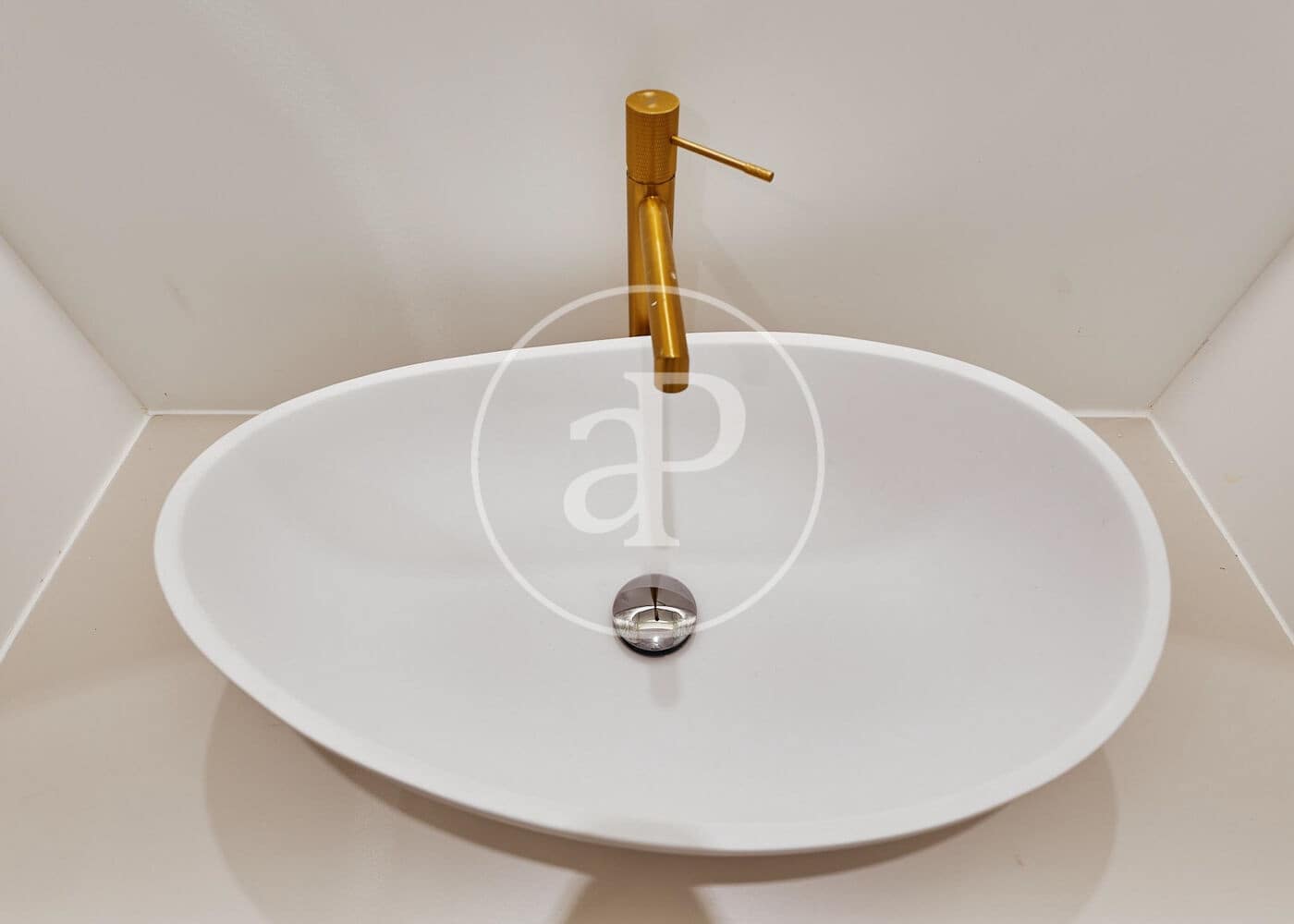 3 soveværelse Lejlighed til salg i Madrid by - € 2.009.000 (Ref: 9103121)