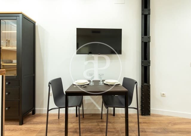 2 soveværelse Lejlighed til leje i Goya, Madrid by - € 2.800 (Ref: 9104864)