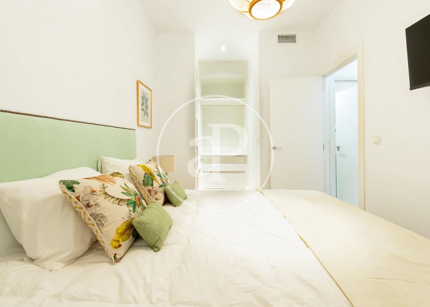 2 soveværelse Lejlighed til leje i Madrid by - € 2.800 (Ref: 9104864)