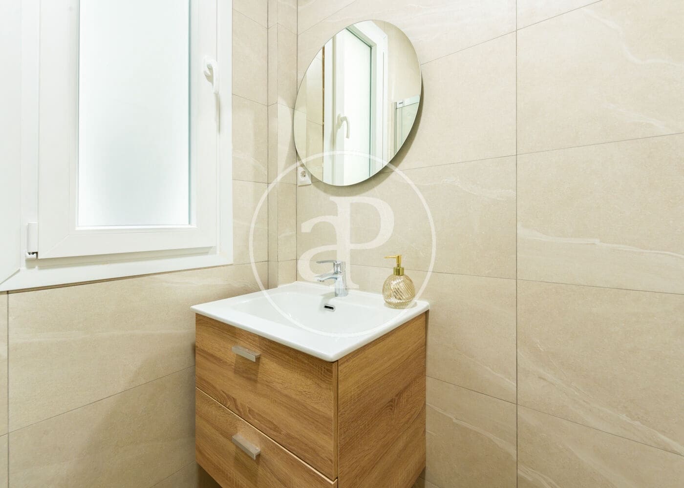 2 soveværelse Lejlighed til leje i Madrid by - € 2.800 (Ref: 9104864)