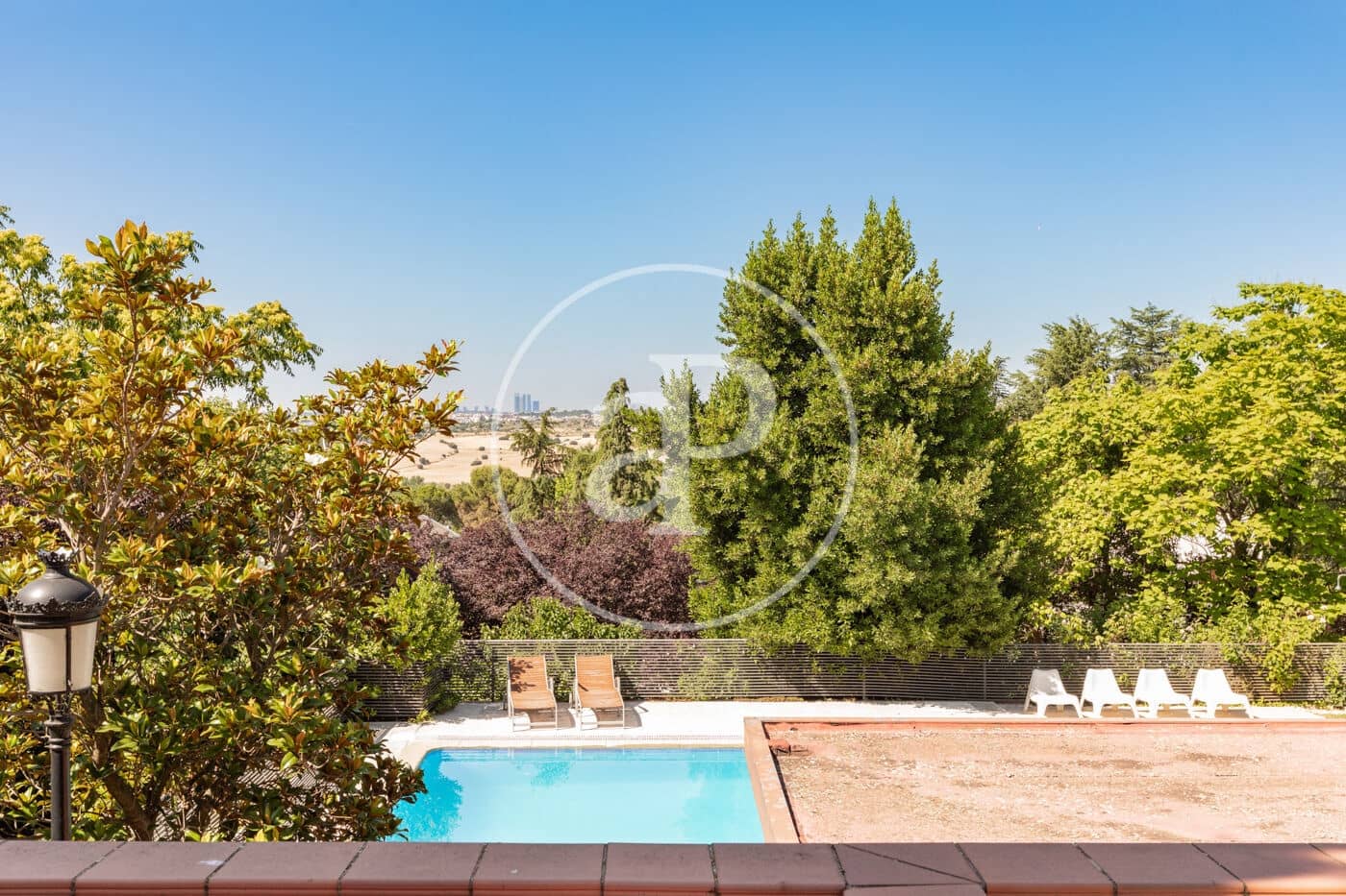 5 soveværelse Villa til salg i San Sebastian de los Reyes med swimmingpool - € 1.950.000 (Ref: 9104865)