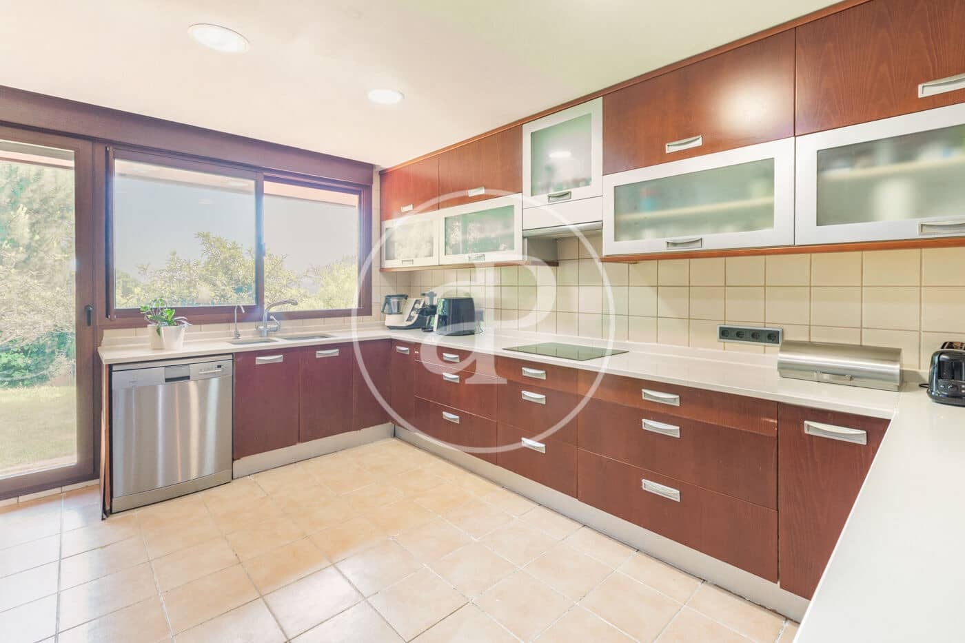 5 soveværelse Villa til salg i San Sebastian de los Reyes med swimmingpool - € 1.950.000 (Ref: 9104865)