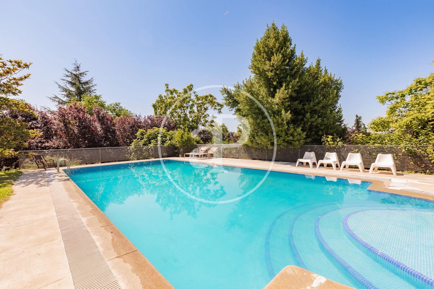 5 soveværelse Villa til salg i San Sebastian de los Reyes med swimmingpool - € 1.950.000 (Ref: 9104865)