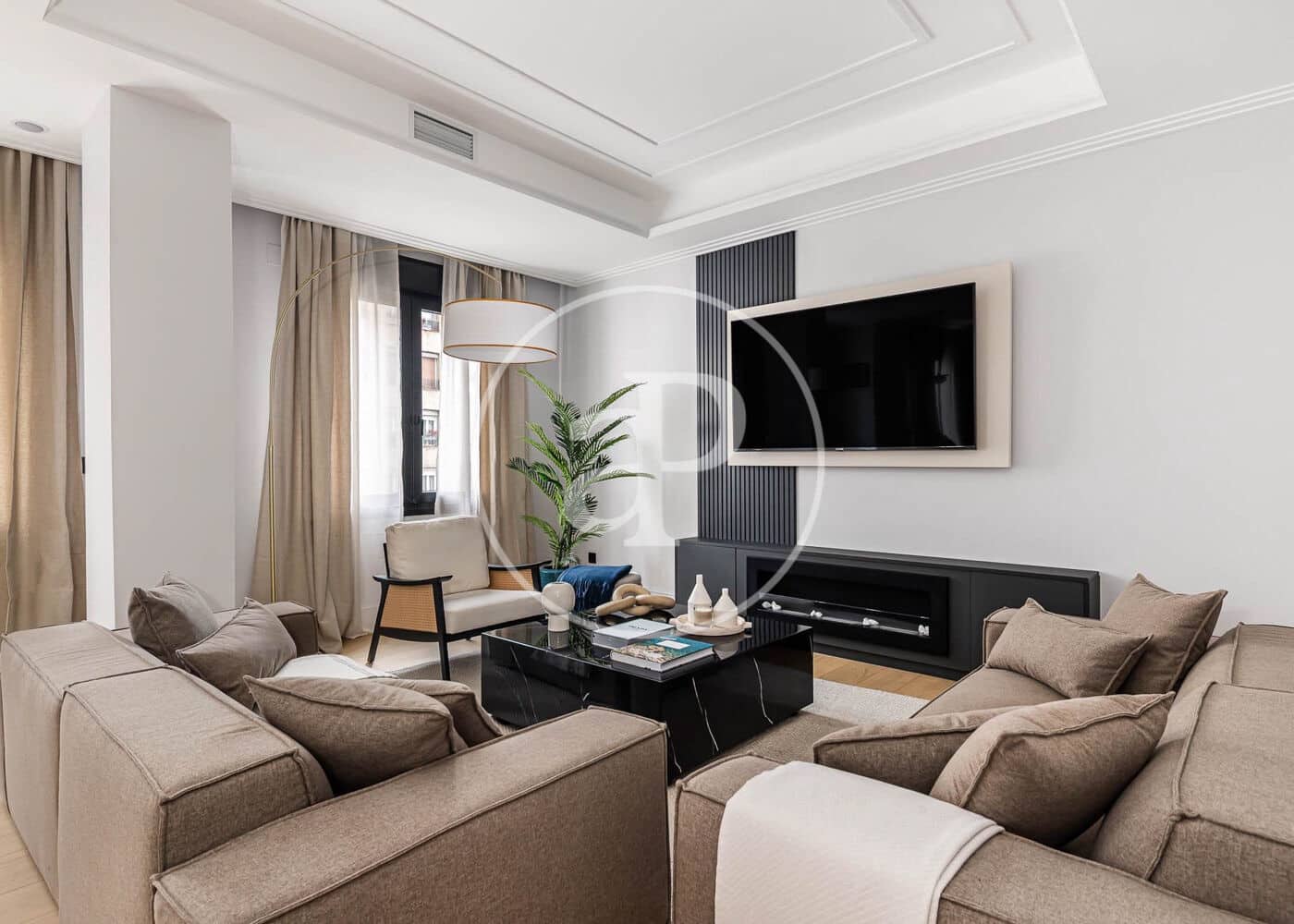 Apartamento de 3 habitaciones en Madrid ciudad en venta - 1.800.000 € (Ref: 9104868)