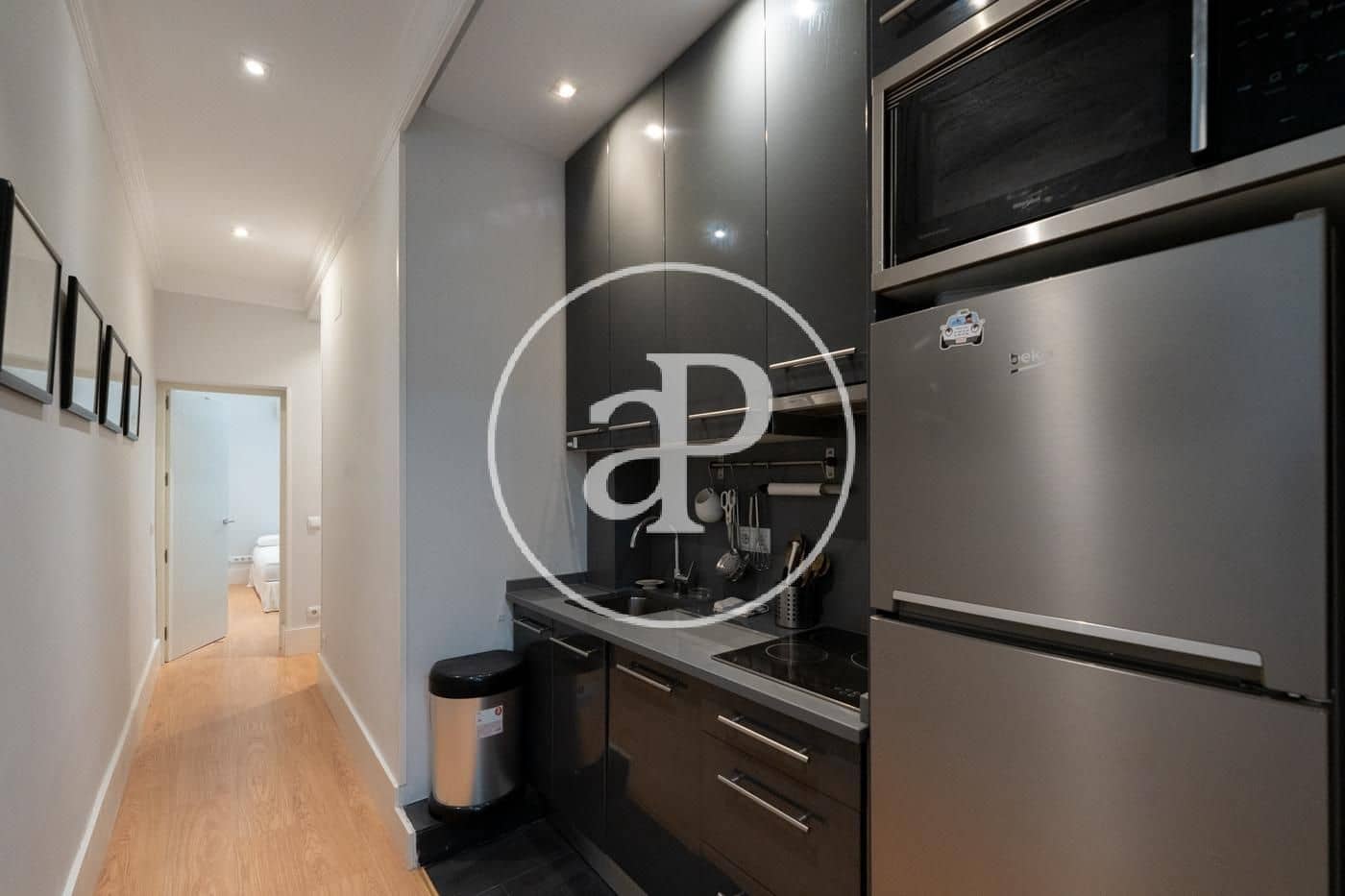 2 bedroom Apartment for rent in Madrid city - € 2,000 (Ref: 9104870)