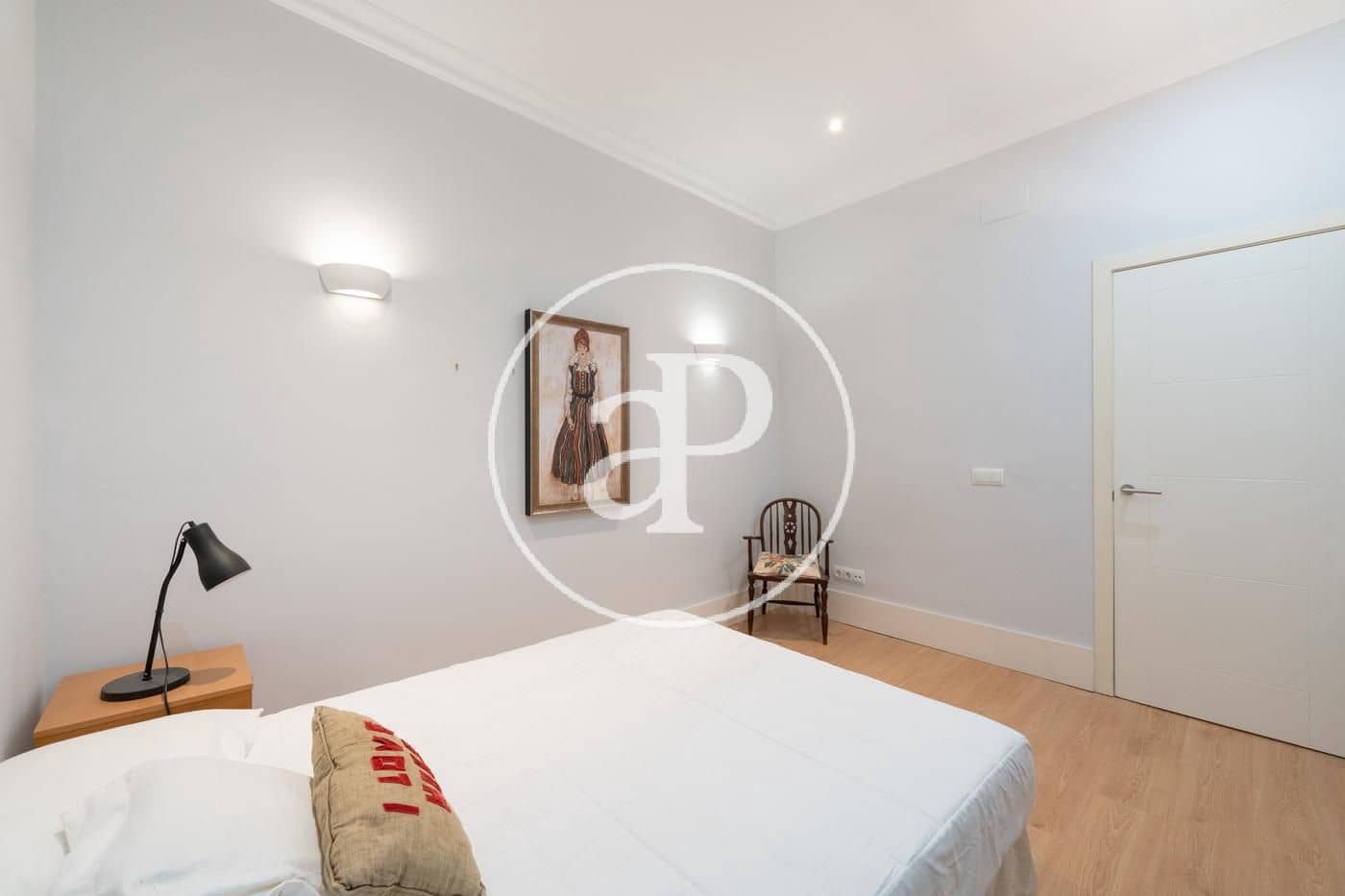 2 bedroom Apartment for rent in Madrid city - € 2,000 (Ref: 9104870)