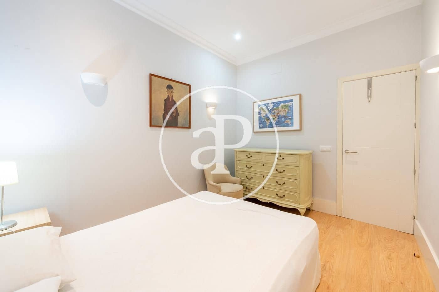 2 bedroom Apartment for rent in Madrid city - € 2,000 (Ref: 9104870)