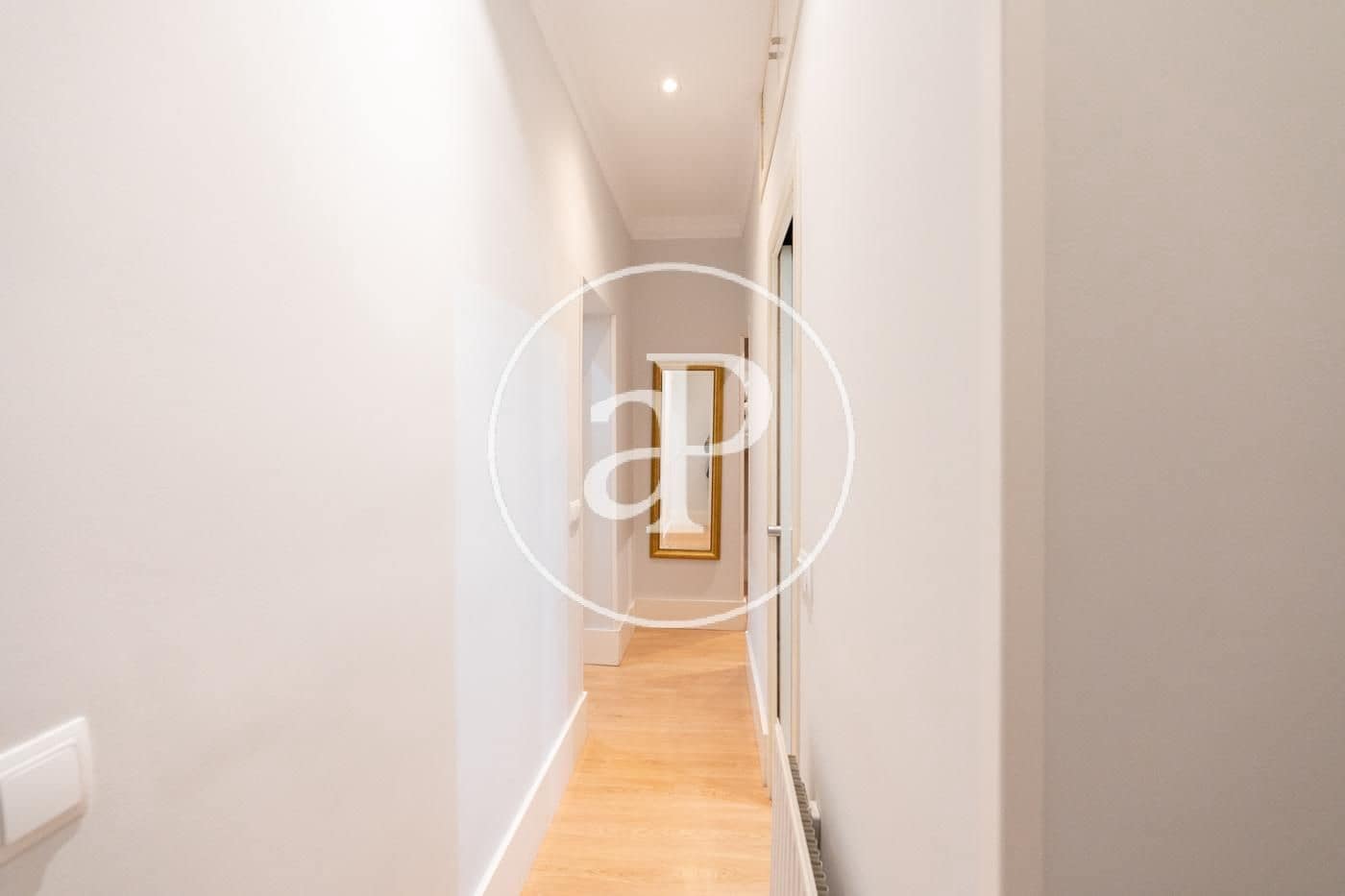 2 bedroom Apartment for rent in Madrid city - € 2,000 (Ref: 9104870)