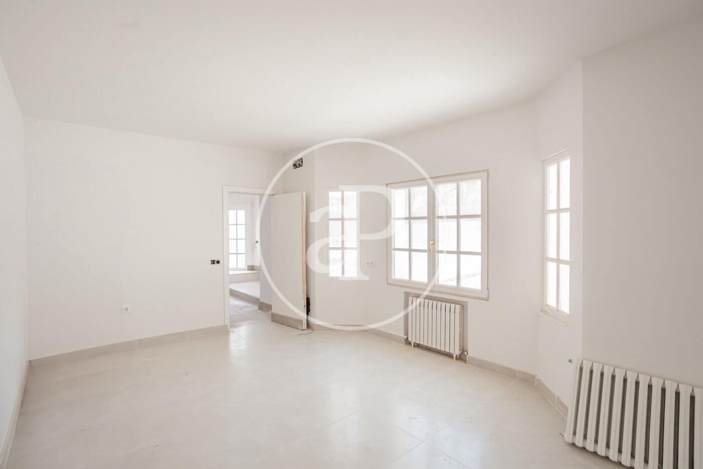 5 sypialnia Willa na sprzedaż w Las Rozas de Madrid z basenem - 1 985 000 € (Ref: 9106713)