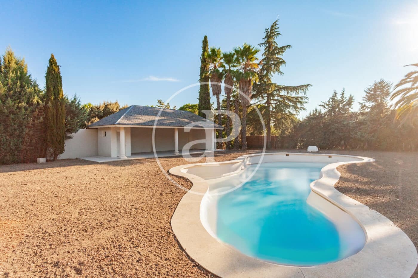 5 sypialnia Willa na sprzedaż w Las Rozas de Madrid z basenem - 1 985 000 € (Ref: 9106713)