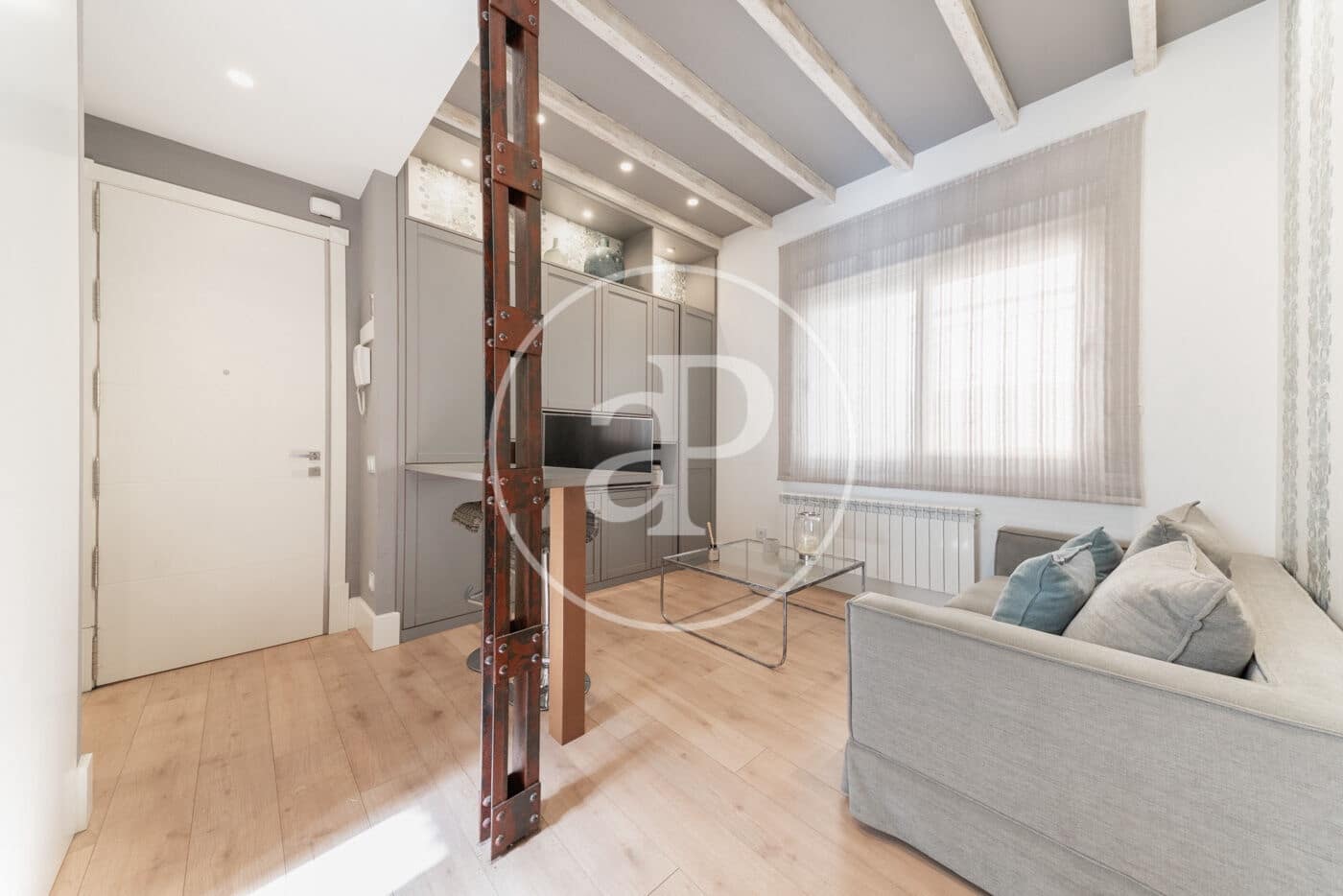2 quarto Apartamento para arrendar em Madrid cidade - 1 800 € (Ref: 9106715)