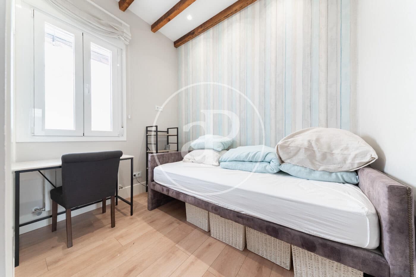 2 quarto Apartamento para arrendar em Madrid cidade - 1 800 € (Ref: 9106715)