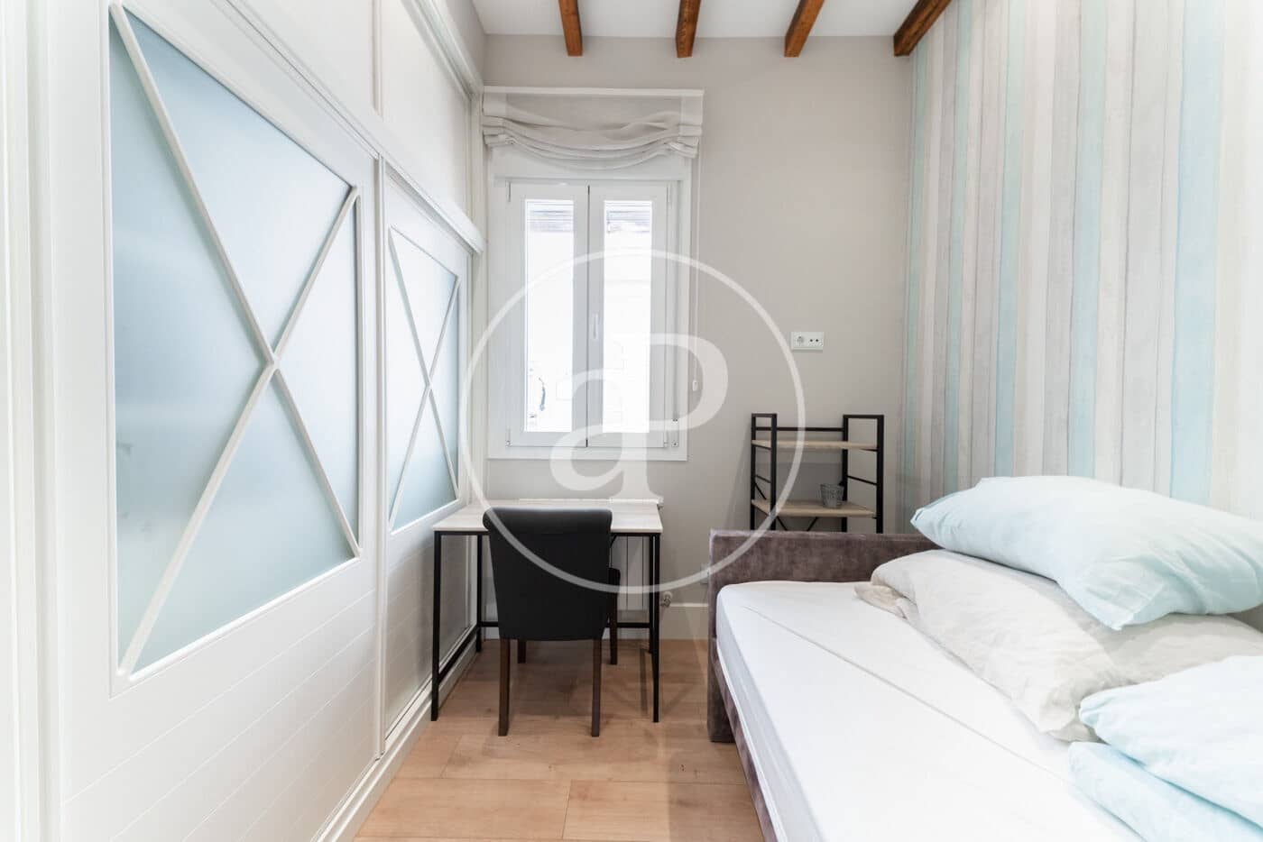 2 quarto Apartamento para arrendar em Madrid cidade - 1 800 € (Ref: 9106715)