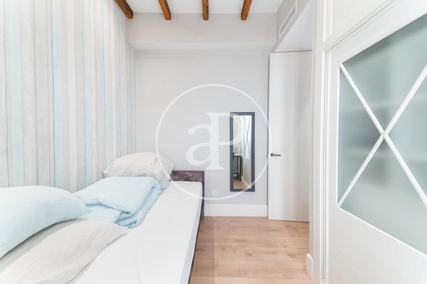 2 quarto Apartamento para arrendar em Madrid cidade - 1 800 € (Ref: 9106715)