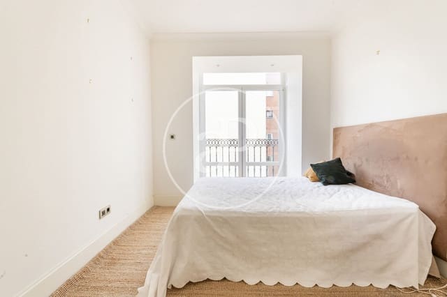 5 soveværelse Lejlighed til salg i Almagro, Madrid by - € 5.900.000 (Ref: 9108960)