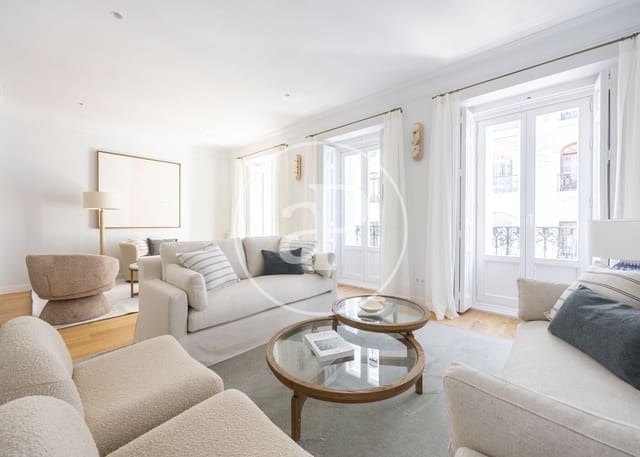 3 soveværelse Lejlighed til salg i Jerónimos, Madrid by - € 3.950.000 (Ref: 9108961)