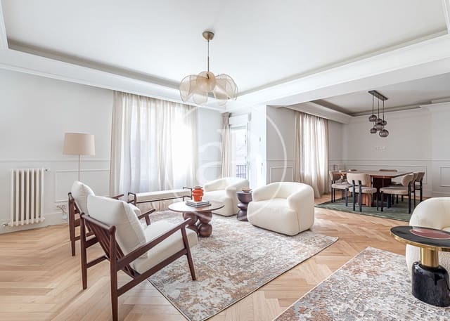 Apartamento de 4 habitaciones en Castellana, Madrid ciudad en venta - 3.920.000 € (Ref: 9108962)