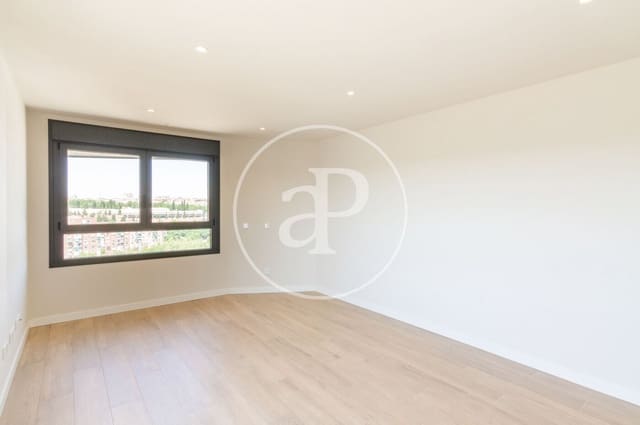 3 camera da letto Appartamento da affittare in Imperial, Madrid città con piscina - 2.670 € (Rif: 9110573)