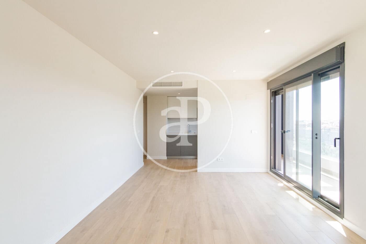 Appartement de 3 chambres à louer à Madrid ville avec piscine - 2 670 € (Ref: 9110573)