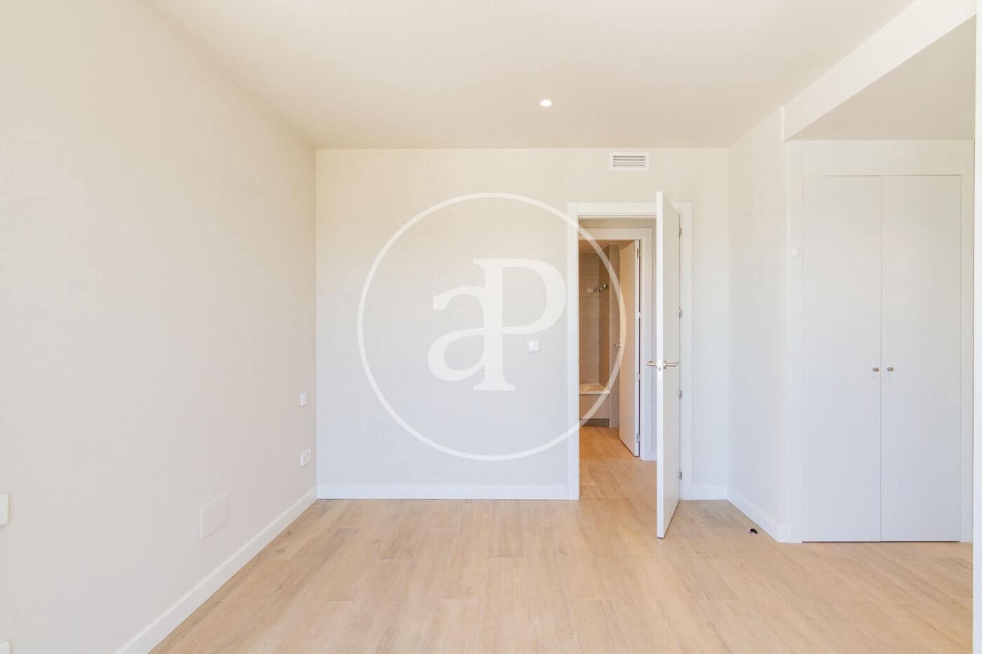 Appartement de 3 chambres à louer à Madrid ville avec piscine - 2 670 € (Ref: 9110573)