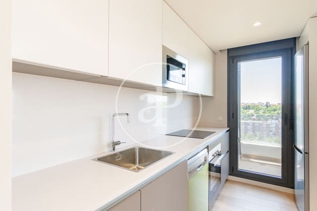 3 camera da letto Appartamento da affittare in Imperial, Madrid città con piscina - 2.670 € (Rif: 9110573)