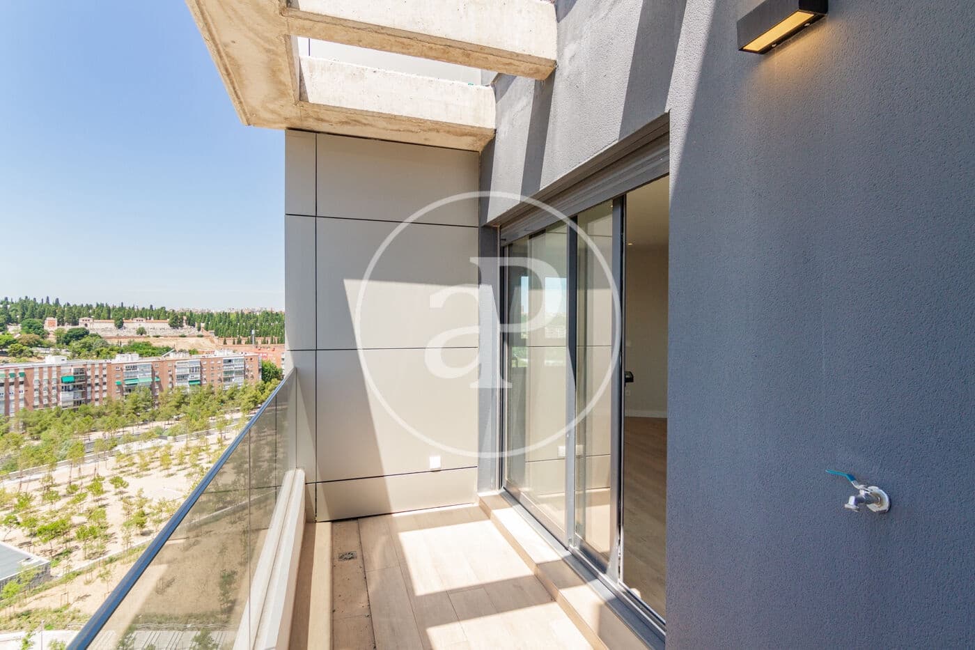 Appartement de 3 chambres à louer à Madrid ville avec piscine - 2 670 € (Ref: 9110573)