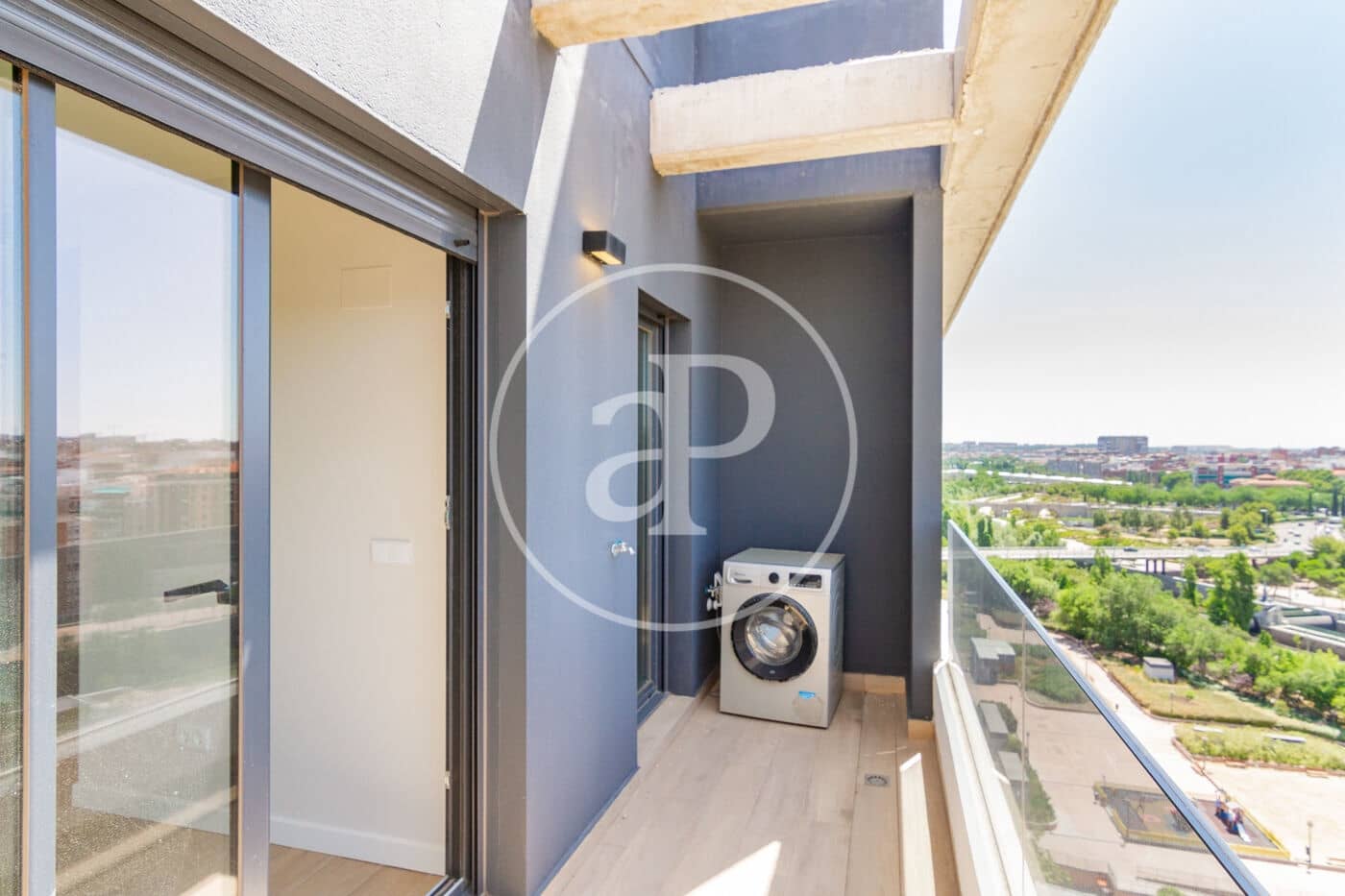 Appartement de 3 chambres à louer à Madrid ville avec piscine - 2 670 € (Ref: 9110573)