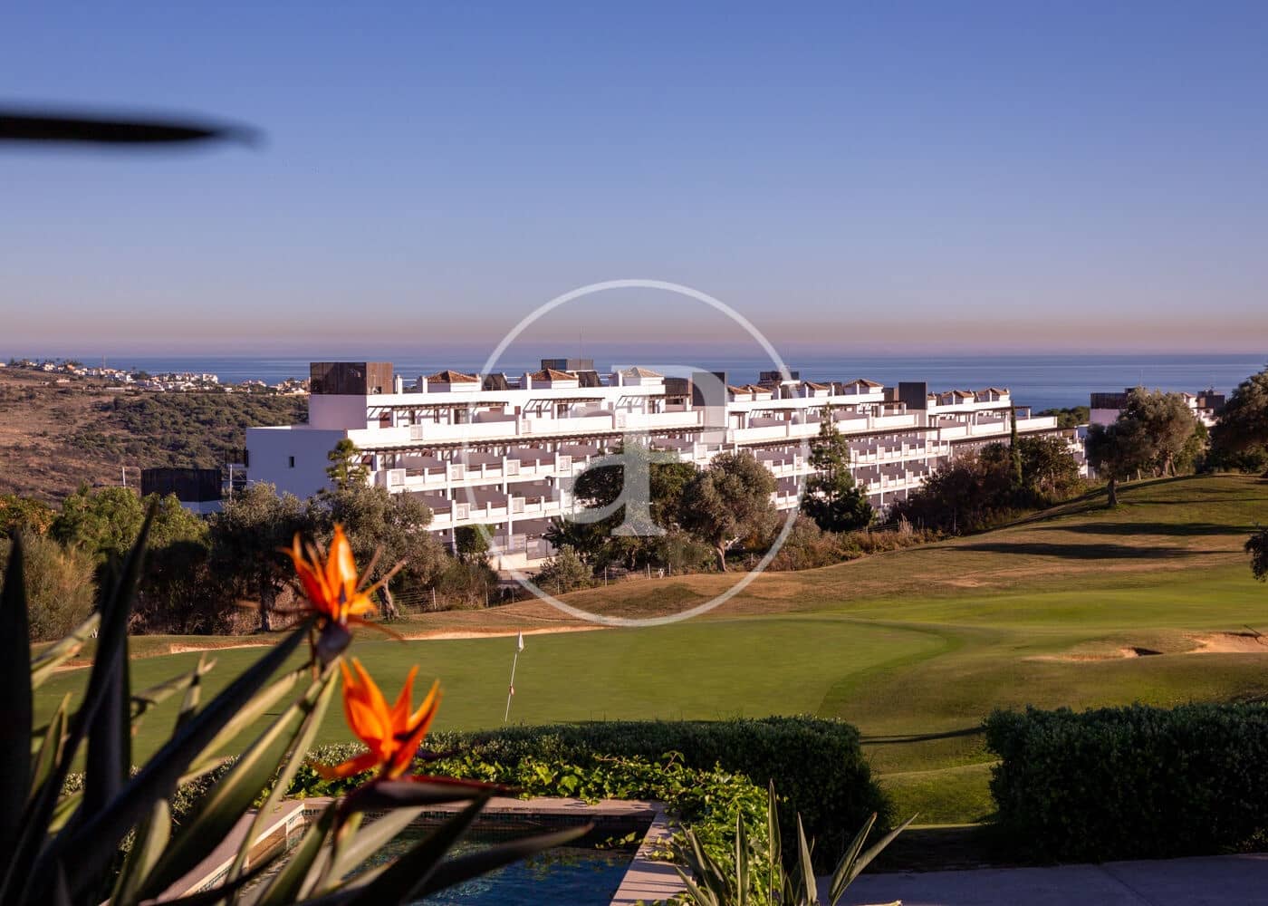 Apartament na sprzedaż w Estepona z basenem - 156 000 € (Ref: 9110577)