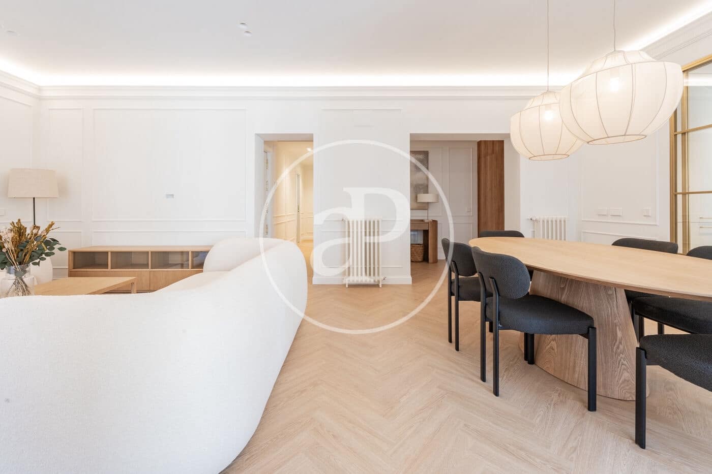 4 soveværelse Lejlighed til salg i Madrid by - € 2.250.000 (Ref: 9110581)