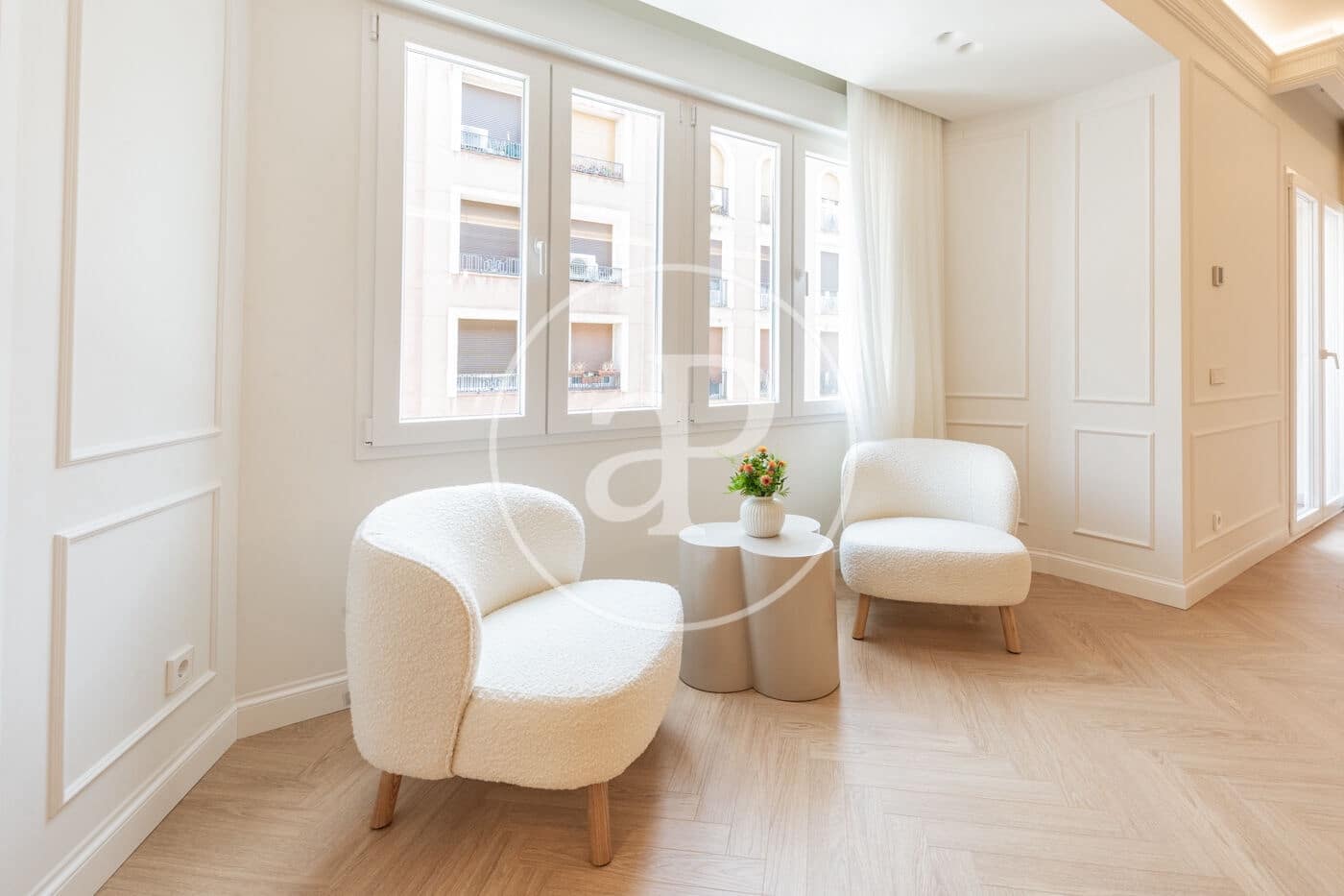 4 soveværelse Lejlighed til salg i Madrid by - € 2.250.000 (Ref: 9110581)